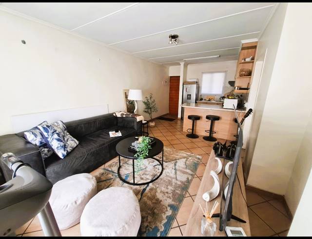 1 BEDROOM FLAT FOR SALE IN RIVERSPRAY LIFESTYLE ESTATE